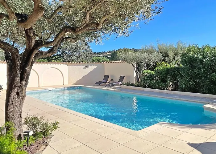 Les Saquedes Villa *